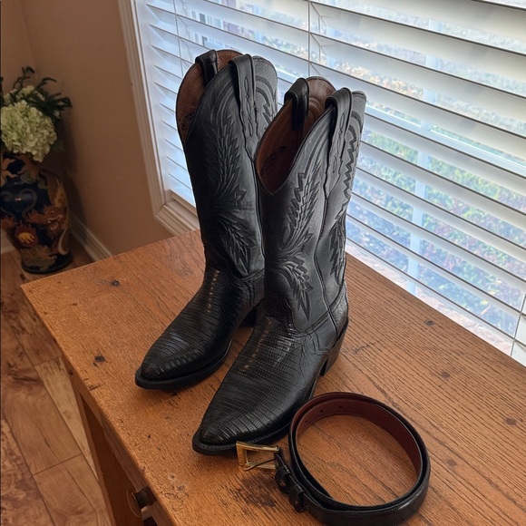 Lucchese Other - Lucchese Black Leather and lizard Cowboy Boots with lizard belt size 8.5 men’s